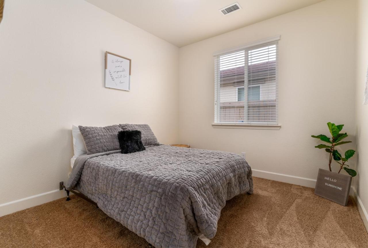Dream Family Home In South Reno 4 Bed 30 Min To Lake Tahoe エクステリア 写真
