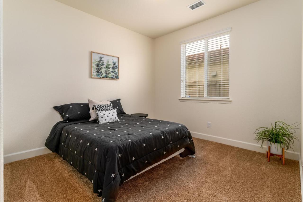 Dream Family Home In South Reno 4 Bed 30 Min To Lake Tahoe エクステリア 写真